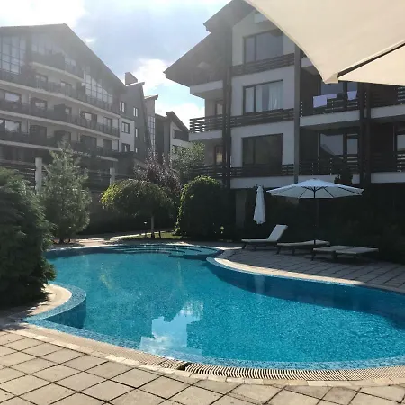Aspen Suits Apartmán *